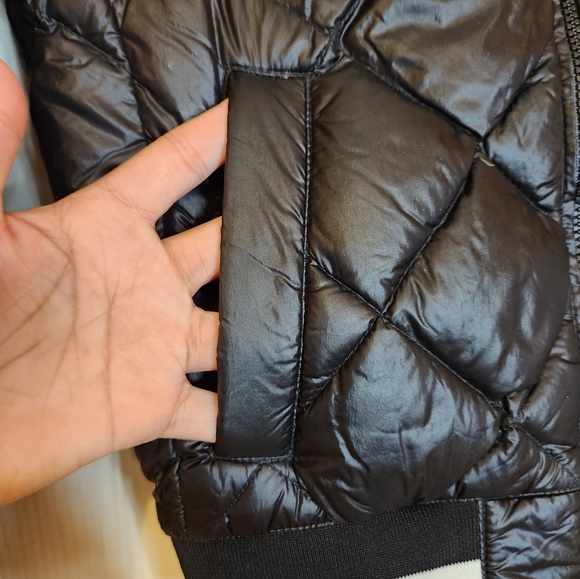 TNA - League Jacket - Picture 2 of 6